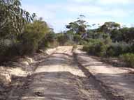 BBT055,Track conditions,-32.60295,124.80205 BBT055,Track conditions,-32.60295,124.80205